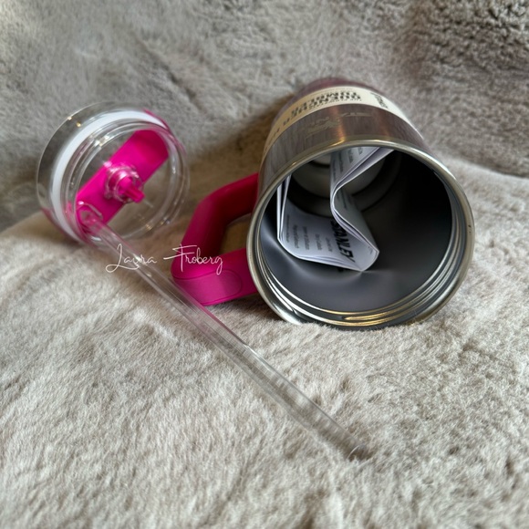 Stanley H2.0 Quencher Tumbler - Camelia Gradient - Picture 5 of 5